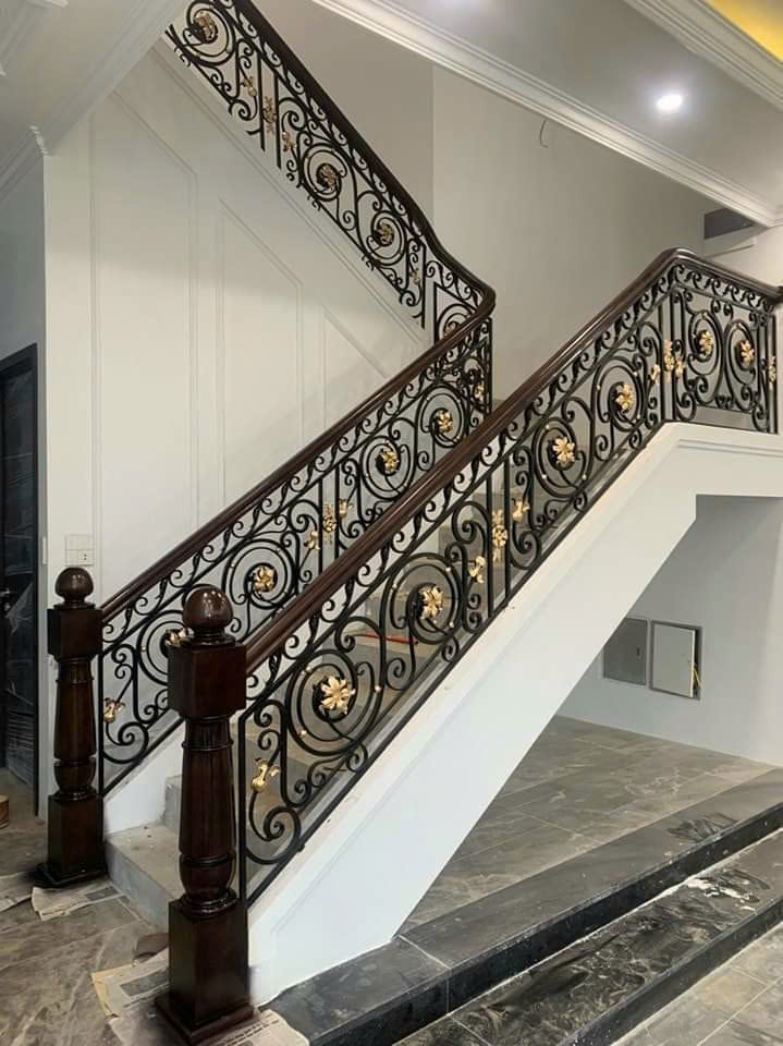 Cầu thang sắt mỹ thuật 01