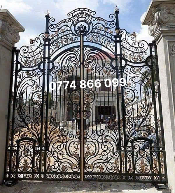 Cổng sắt mỹ thuật 06